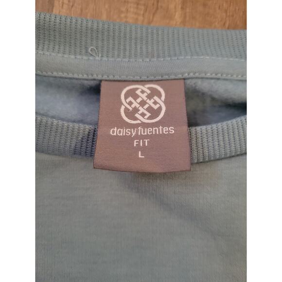 Daisy Fuentes Blue ruffled shoulder long sleeve crop sweater Size L - Picture 2 of 3